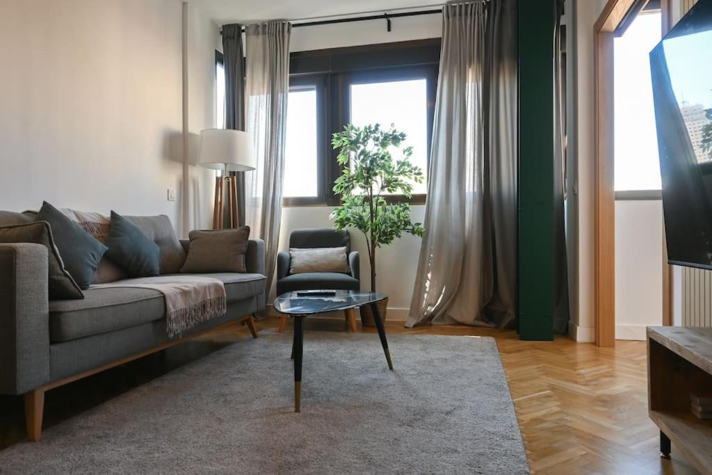 For You Rentals Apartamento Temporal Centrico De Dos Dormitorios Sil2 Madrid Kültér fotó
